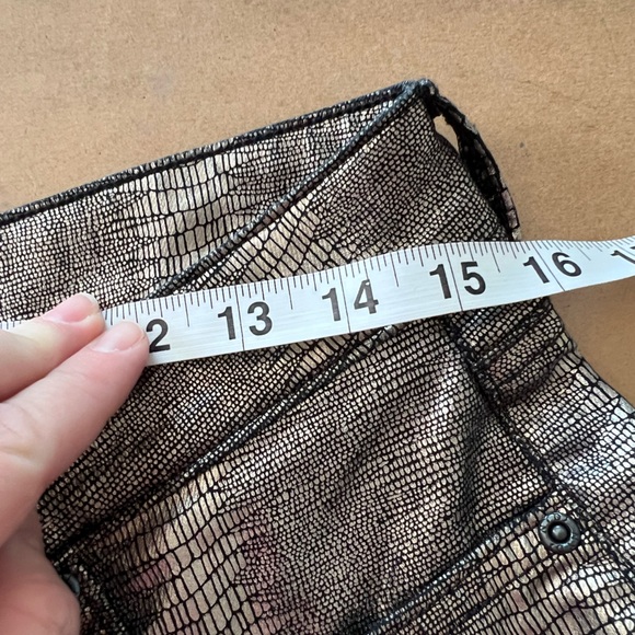 Women’s NYDJ Copper Coated Snake Marilyn Straight Jeans size 6 - Picture 12 of 14